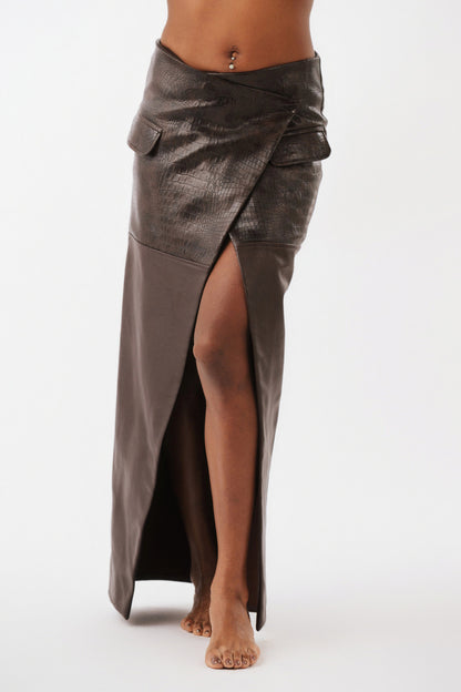 Caractère Gras Leather Skirt